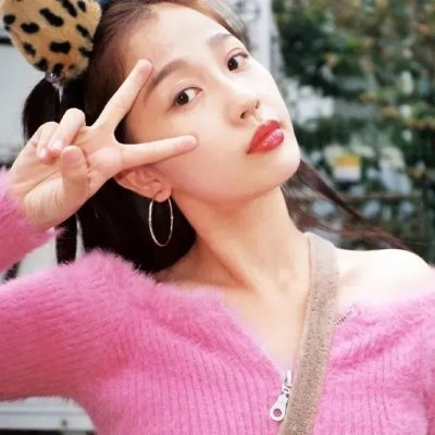 轻轻拂过